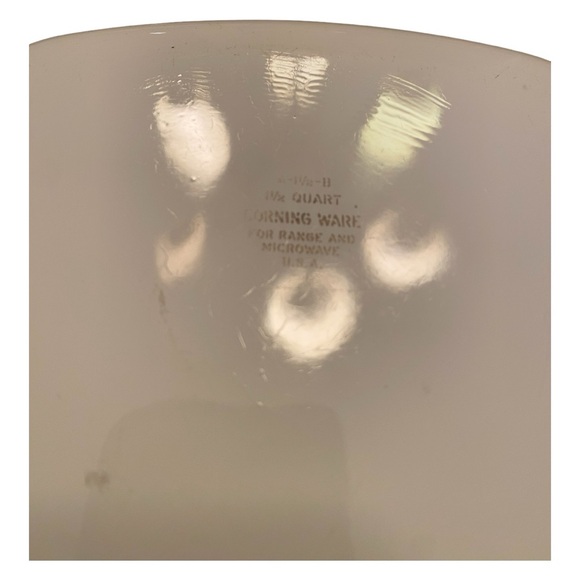 Vintage Corningware casserole dish with lid. Cornflower blue 1-1/2 quart EUC - Picture 6 of 6